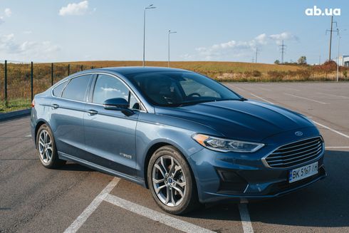 Ford Fusion 2019 синий - фото 17