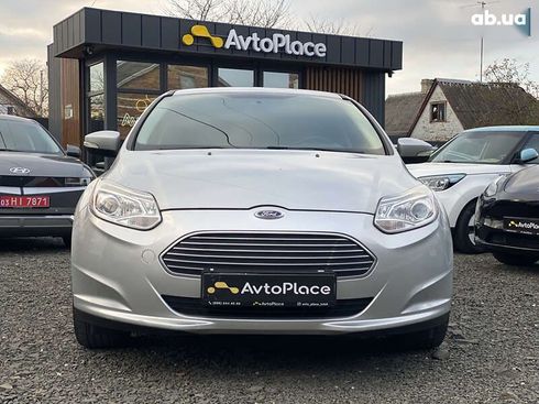 Ford Focus 2014 - фото 3