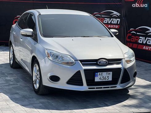 Ford Focus 2012 - фото 3