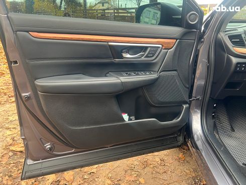 Honda CR-V 2021 серый - фото 24