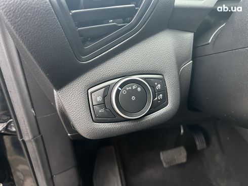 Ford Escape 2018 черный - фото 16