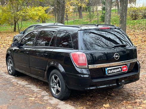 Opel Astra 2006 черный - фото 8