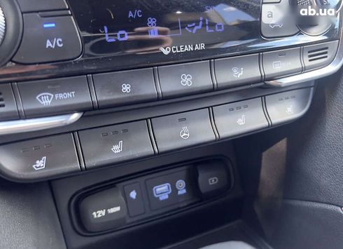 Hyundai Santa Fe 2018 - фото 27