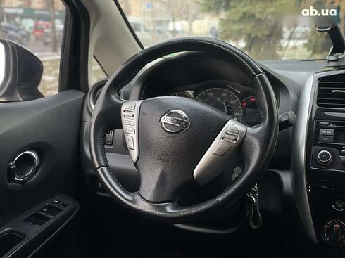 Nissan Versa 2015 - фото 15