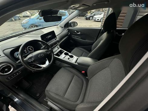 Hyundai Kona Electric 2022 - фото 27