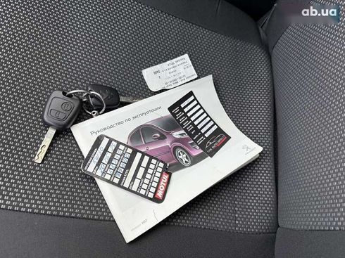 Peugeot 107 2013 - фото 4