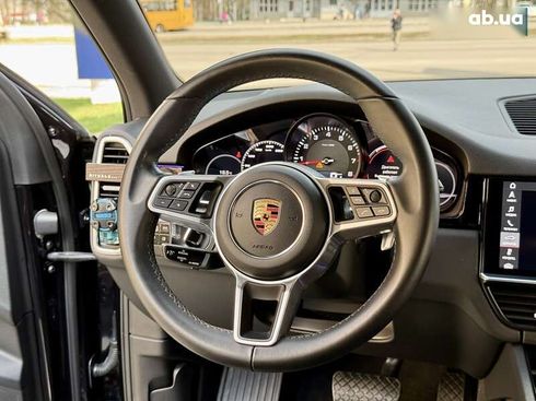 Porsche Cayenne 2018 - фото 29
