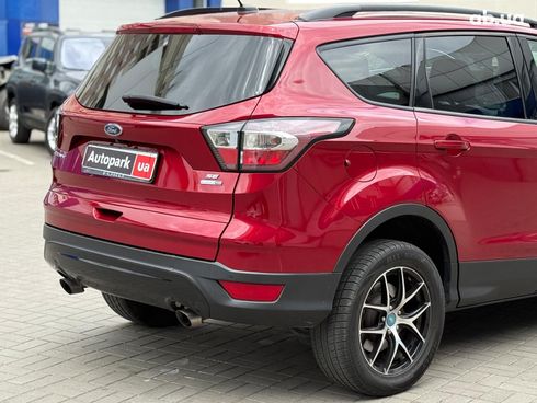 Ford Escape 2017 красный - фото 6