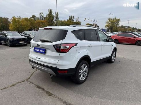 Ford Kuga 2016 - фото 5