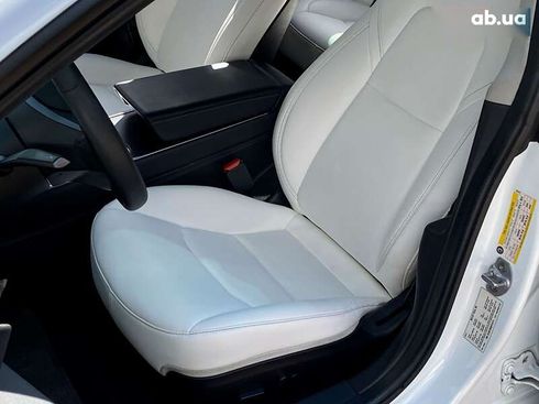 Tesla Model 3 2019 - фото 13