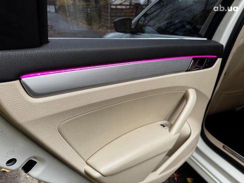 Volkswagen Passat 2012 белый - фото 26