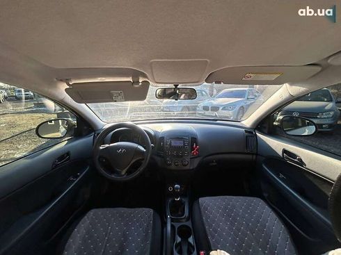 Hyundai i30 2011 - фото 24