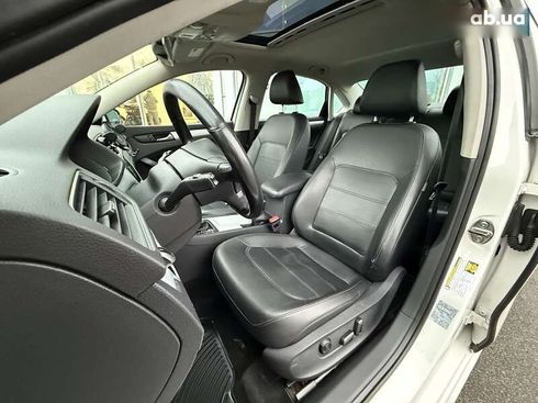 Volkswagen Passat 2012 - фото 17