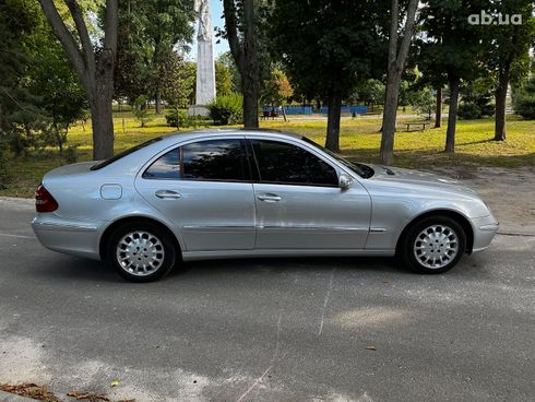 Mercedes-Benz E-Класс 2004 серый - фото 6