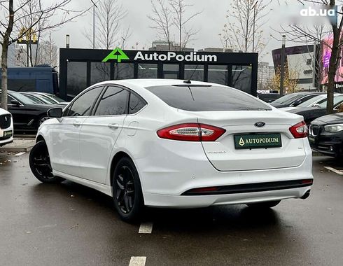 Ford Fusion 2015 - фото 10