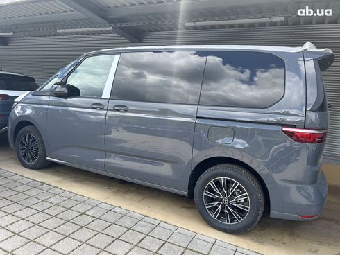 Volkswagen Multivan 2023 - фото 12