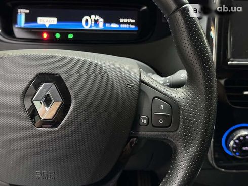 Renault Zoe 2017 - фото 19