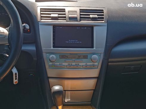 Toyota Camry 2006 серый - фото 28