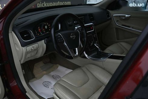 Volvo S60 2013 - фото 23