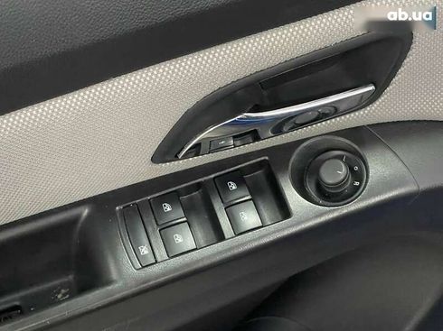 Chevrolet Cruze 2011 - фото 16