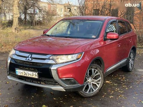 Mitsubishi Outlander 2017 - фото 3