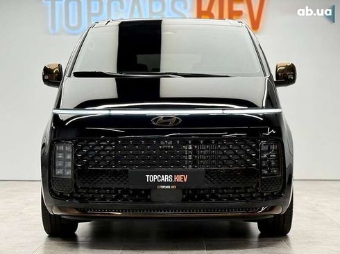 Hyundai Staria 2025 - фото 15