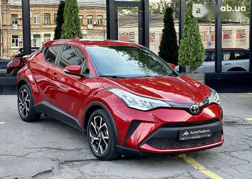 Toyota C-HR 2020 - фото 2