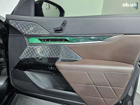 BMW i7 2024 - фото 23