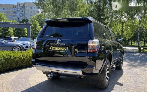 Toyota 4Runner 2020 - фото 6