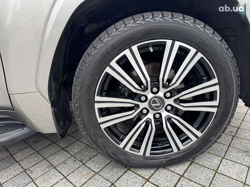 Lexus LX 2022 - фото 11