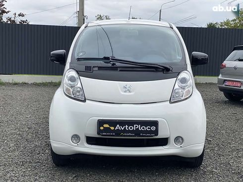 Peugeot iOn 2014 - фото 8