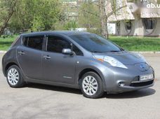 Продаж вживаних Nissan Leaf 2015 року - купити на Автобазарі