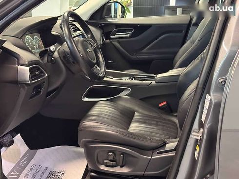 Jaguar F-Pace 2017 - фото 29