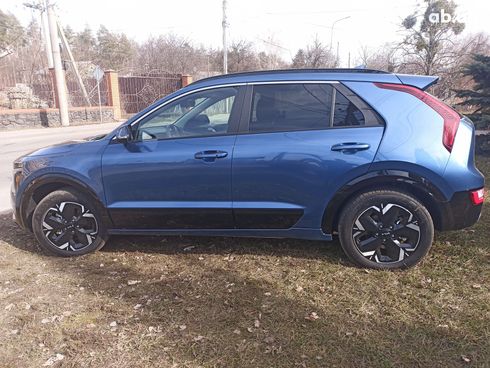 Kia Niro EV 2024 синий - фото 2