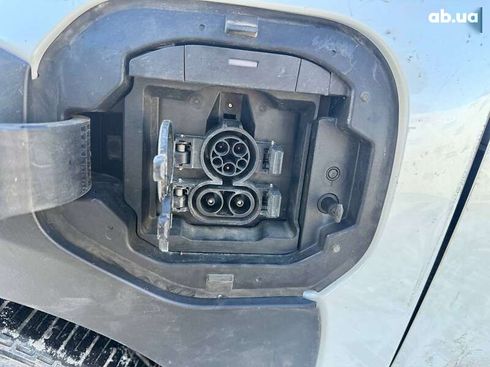 Subaru Solterra 2023 - фото 9