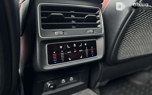 Audi SQ8 2022 - фото 17