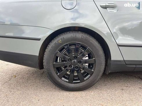 Volkswagen Passat 2009 - фото 12