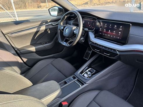 Skoda Octavia 2021 - фото 23