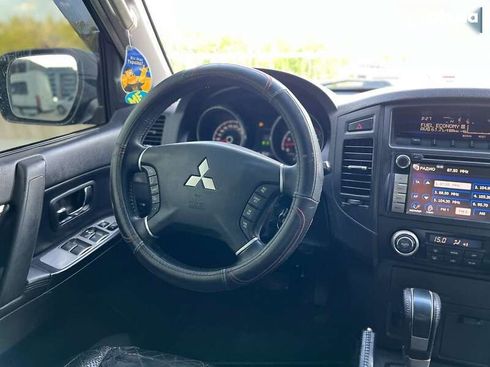 Mitsubishi Pajero Wagon 2007 - фото 25