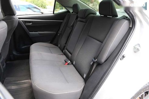 Toyota Corolla 2018 - фото 10