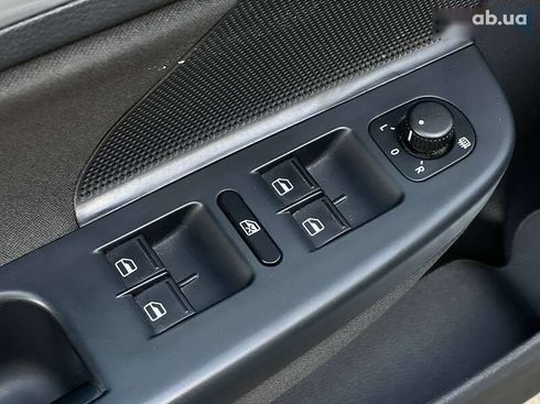 Volkswagen Golf 2011 - фото 7