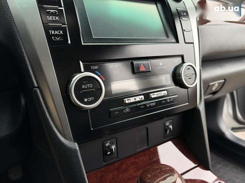 Toyota Camry 2011 - фото 22