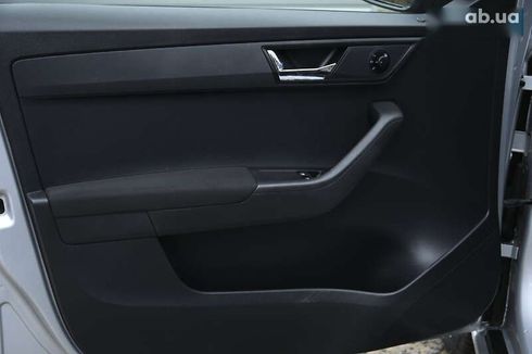 Skoda Fabia 2015 - фото 16