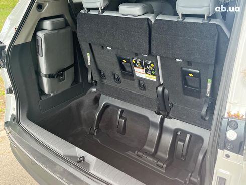 Toyota Sienna 2023 белый - фото 117