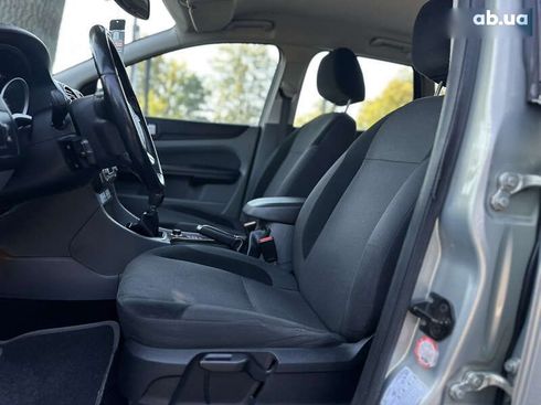 Ford Focus 2008 - фото 25