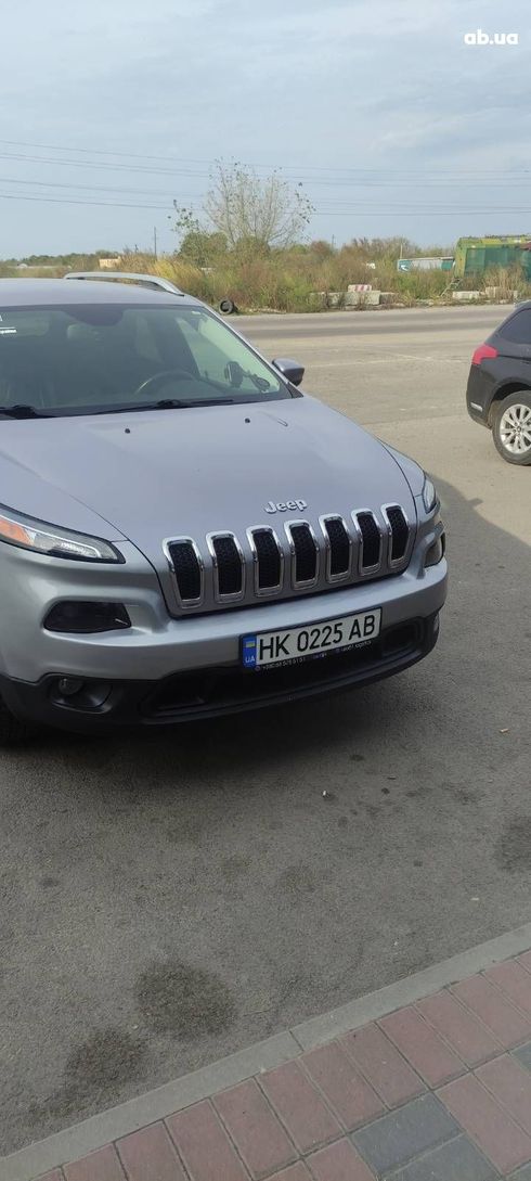 Jeep Cherokee 2017 серый - фото 2