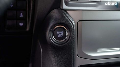 Toyota Land Cruiser Prado 2023 - фото 30