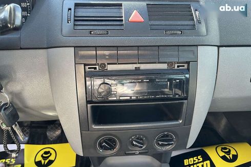 Skoda Fabia 2001 - фото 12