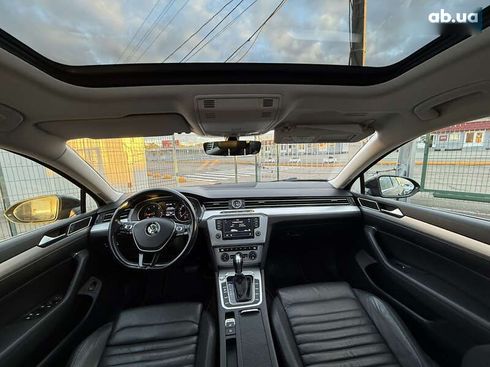 Volkswagen Passat 2017 - фото 18