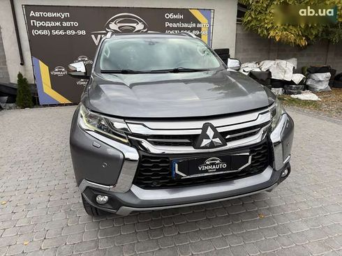 Mitsubishi Pajero Sport 2016 - фото 8
